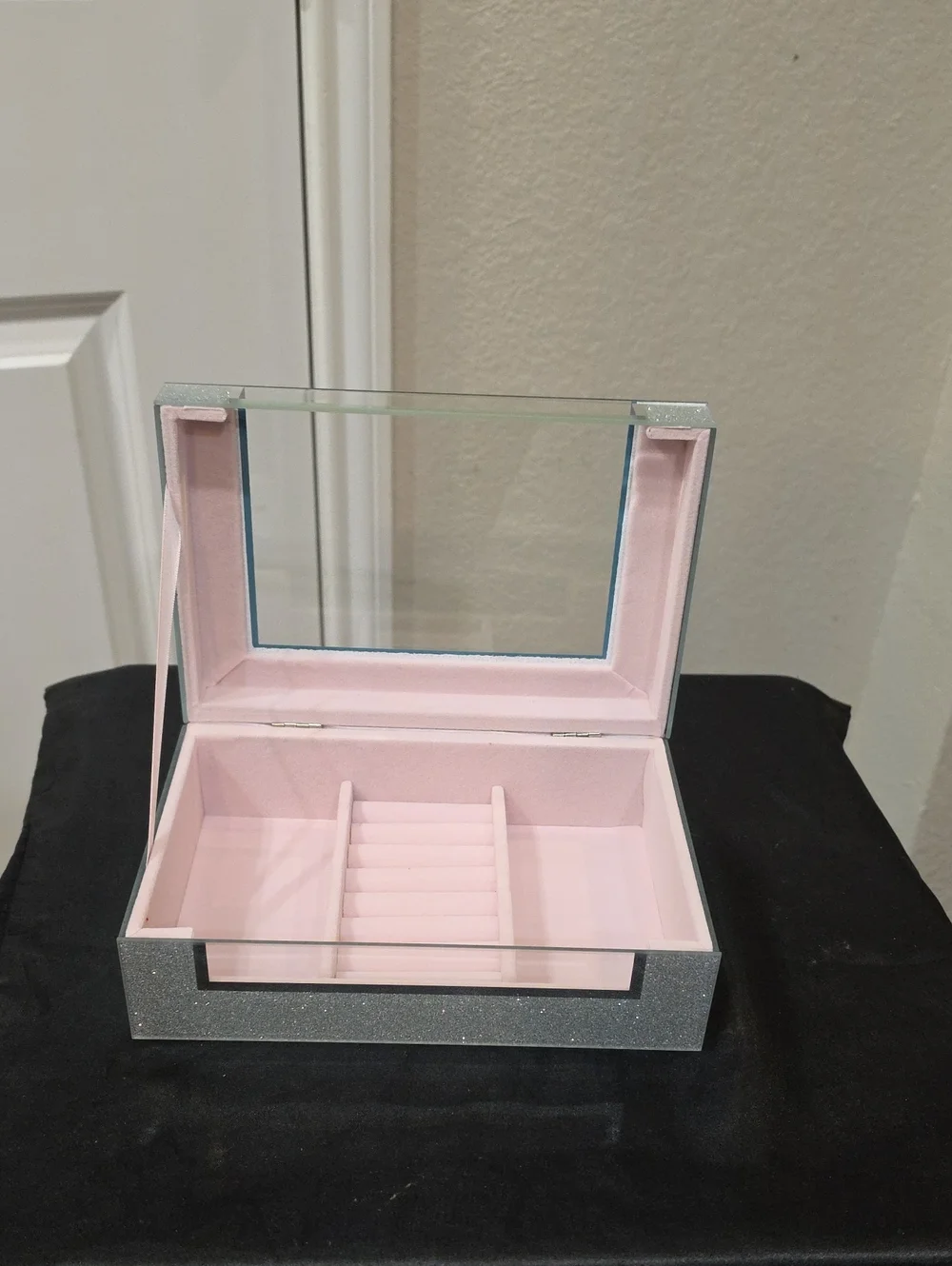 At Home Silver Glitter Mirrored Decorative Jewelry Organizer